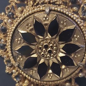 Vintage florenza necklace or brooch